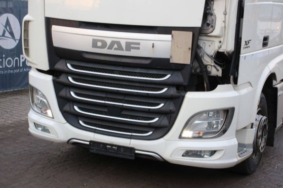 Container transport truck DAF XF Diesel 2017 XF 2017 2 image 9