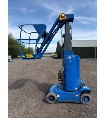 Haulotte Star 10-1 Electric Mast Lift 200kg 10m 2014 Haulotte Star 10-1 2014 2 image 9
