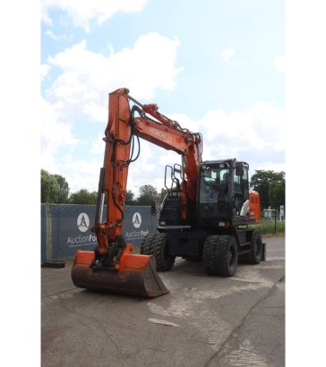 Wheel excavator Hitachi ZX140W-6 Diesel 105kW 2018 ZX140W-6 2018 2 Wheeled Excavators image 9