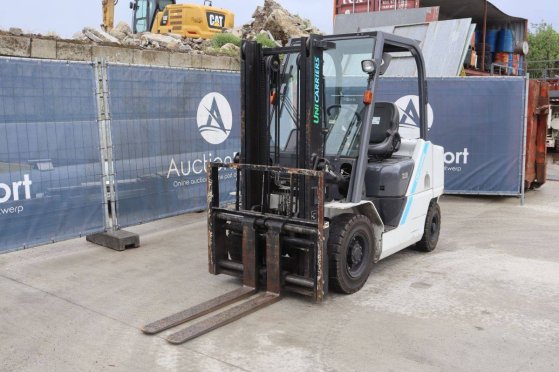 Forklift Unicarriers FHD25T5/YDN-F185 Diesel 2400kg 3.0m 2016 UniCarriers FHD25T5/YDN-F185 2016 2 Forklift image 9