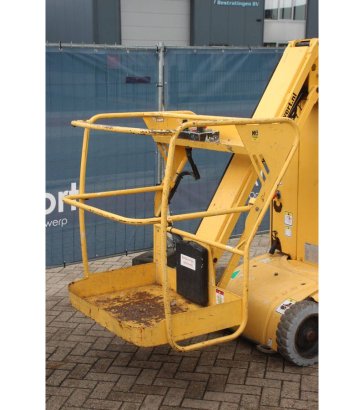 Haulotte Star 10 Electric Mast Lift 200kg 10m 2012 Haulotte Star 10 2012 2 image 9