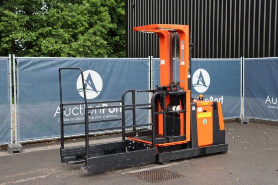Order picker BT OME 100MW Electric 850kg 2.7m 2015 BT OME 100MW 2015 2 Order pickers image 9