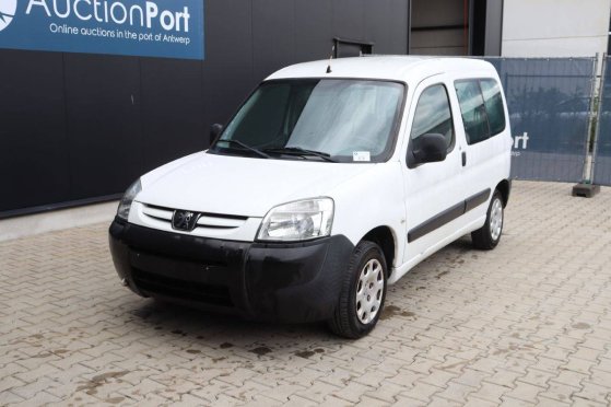 Peugeot Partner Diesel 74hp Van 2007 (Margin) Peugeot Partner 2007 2 Small Vans image 9