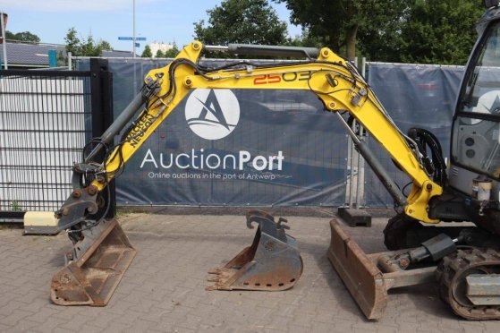 Wacker Neuson 2503 Crawler Excavator Diesel 19kW 2017 Neuson 2503 2017 2 Crawler Excavators image 9