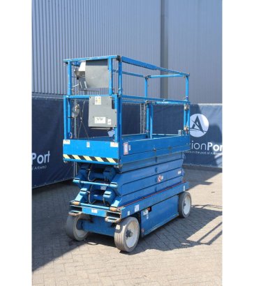 Skyjack SJIII-3226 Electric Scissor Lift 227kg 9.9m 2015 Skyjack SJIII-3226 2015 2 Scissor Lifts image 9