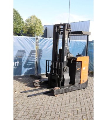 Toyota Electric Reach Truck 2 image 9