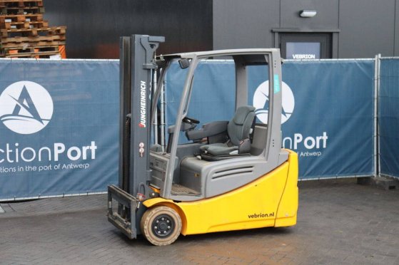 Forklift Jungheinrich EFG 216 440DZ Electric 1600kg 4.4m 2016 EFG 216 440DZ 2016 2 Forklift image 9