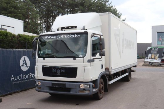 Box truck Truck MAN TGL 12.220 Diesel 2013 TGL 12.220 2013 2 image 9