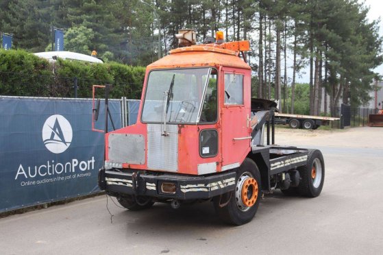 Terminal Tractor DAF Diesel 1990 Terminal Trekker 1990 2 image 9