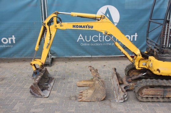 Mini excavator Komatsu PC16R-3HS Diesel 11.8kW 2012 PC16R-3HS 2012 2 image 9