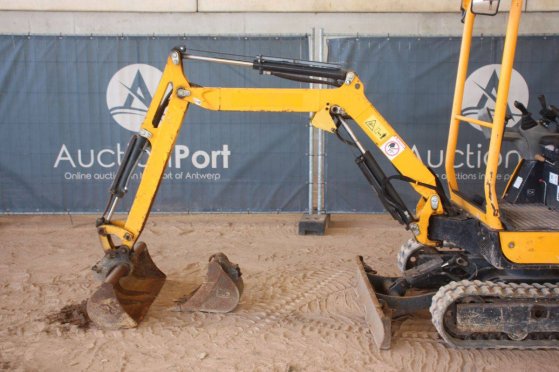 Mini excavator Yanmar SV18 Diesel 9.5kW 2019 923 2019 2 image 9