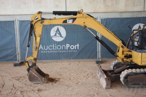 Mini excavator Caterpillar 303C Diesel 18.5kW 2011 18 2011 2 image 9
