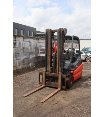 Linde E30-01 Electric Forklift 3000kg 7m 1998 E30-01 1998 2 Forklift image 9
