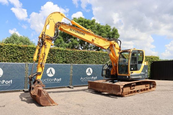 Crawler excavator Hyundai Robex145LCR-9 Diesel 115kW 2010 Robex145LCR-9 2010 2 Crawler Excavators image 9