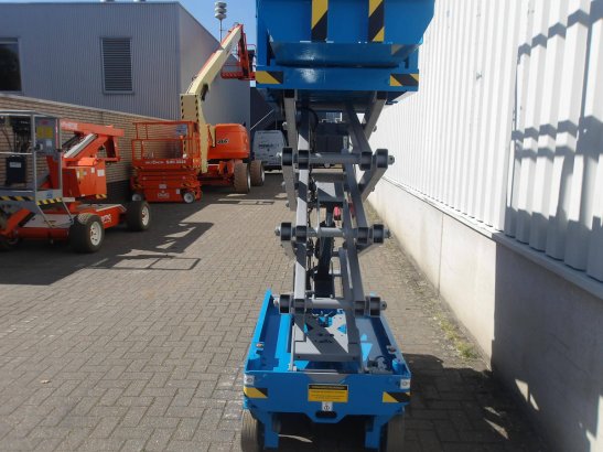 Genie GS-1330M Electric Scissor Lift 5.90m 2020 GS-1330M 2020 2 Scissor Lifts image 9
