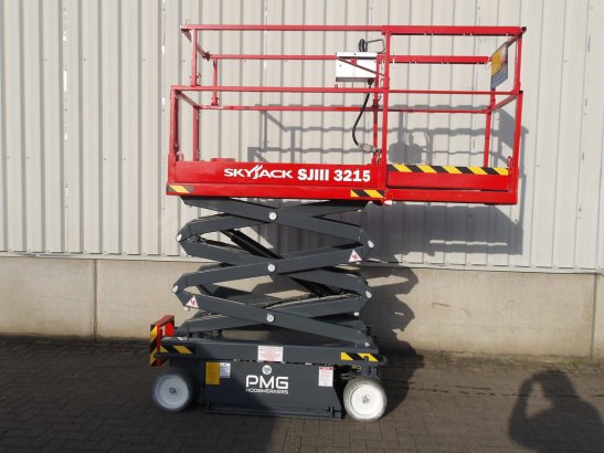 Skyjack SJ3215 Electric Scissor Lift 6.44m 2018 Skyjack SJ3215 2018 2 Scissor Lifts image 9