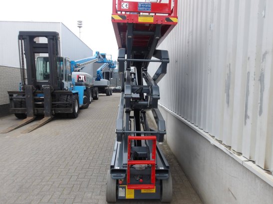 SkyJack SJ3226 Electric Scissor Lift 9.92m 2017 Skyjack SJ3226 2017 2 Scissor Lifts image 9