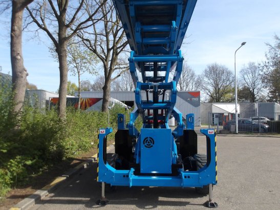 Scissor lift Genie GS-5390RT Diesel 18.15m 2019 GS-5390RT 2019 2 Scissor Lifts image 9