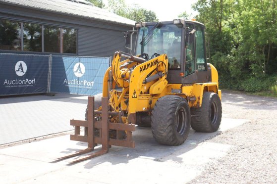Wheel loader Ahlmann AZ 85t Diesel 53.5kW 2003 Ahlmann AZ 85t 2003 2 Wheel Loaders image 9