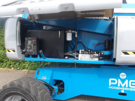 Genie S-105 Diesel Telescopic Boom Lift 34m 2009 S-105 2009 2 image 9