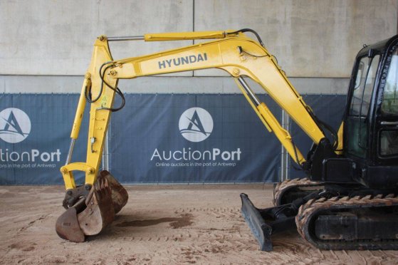 Hyundai R60-7 Diesel Crawler Excavator 2011 R60-7 2011 2 Crawler Excavators image 9