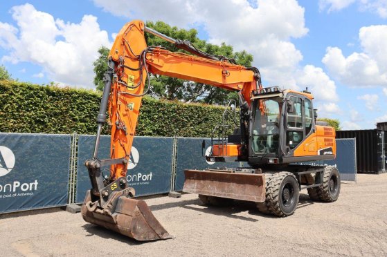 Doosan DX170W-5 Diesel Wheeled Excavator 113kW 2017 Doosan DX170W-5 2017 2 Wheeled Excavators image 9