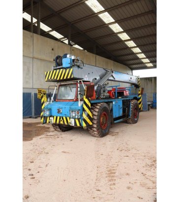 Grove Diesel Telescopic Crane 2 Other cranes image 9