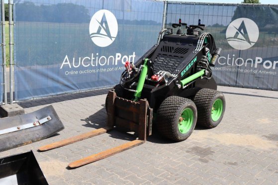 Articulated loader DRO SK650W Petrol 2025 DRO SK650W 2025 2 Wheel Loaders image 9