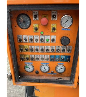 Vacuum Truck MAN 35.402 8x4 Diesel 1995 35.402 8x4 1995 2 image 9