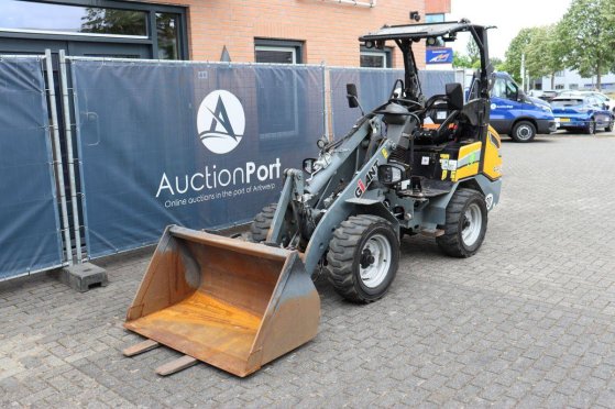 Giant G2200E X-TRA Electric Wheel Loader 6.5kW 2022 Giant G2200E X-TRA 2022 2 Wheel Loaders image 9