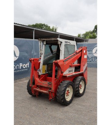 Skid steer loader Gehl SL 3610 Diesel 25kW Gehl SL 3610 2 Wheel Loaders image 9