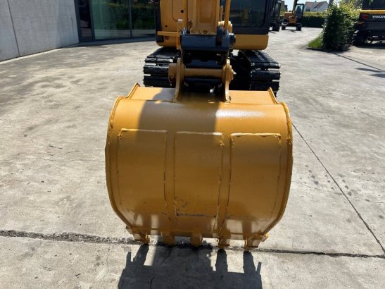Midi excavator Komatsu PC56-7 Diesel 2016 PC56-7 2016 2 Crawler Excavators image 9