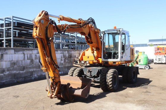 Wielgraafmachine Atlas Diesel 2 Wheeled Excavators image 24
