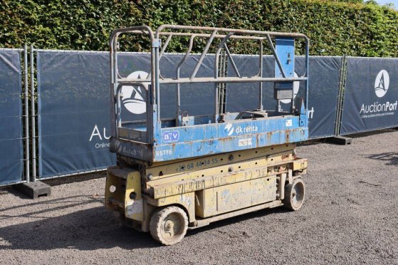 Electric Scissor Lift Onbekend 2 Scissor Lifts image 54