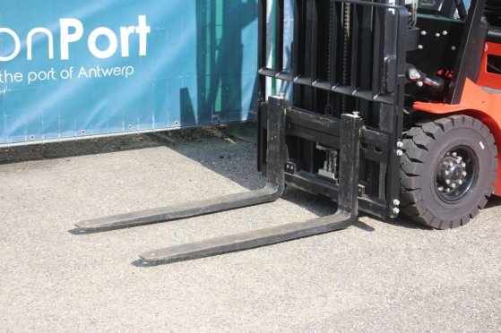 Forklift EP Equipment EFL181 Electric 1800kg 4.8m 2024 EP Equipment EFL181 2024 2 Forklift image 39
