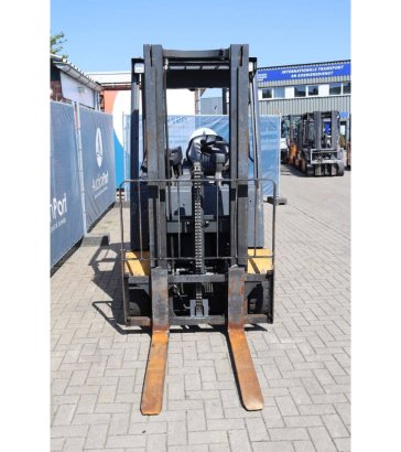 Caterpillar 2EP5000 Electric Forklift 2260kg 3.1m 2EP5000 2 Forklift image 9