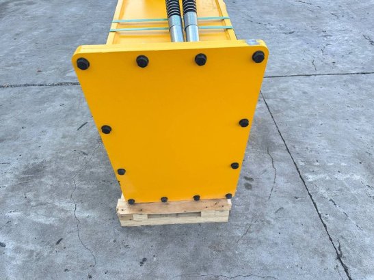 Hydraulic crusher Toft CAT 320 2026 New TOFT08P – CAT 320 2026 1 image 23