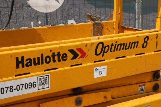 Pinguely-Haulotte Optimum 8 Scissor Lift Electric 230kg 7.8m 2005 Haulotte Optimum 8 2005 2 Scissor Lifts image 9
