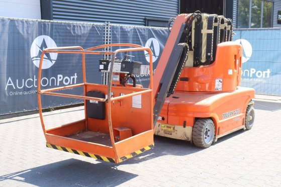 JLG Toucan 1210 Electric Mast Lift 200kg 12m 2005 Toucan 1210 2005 2 image 39