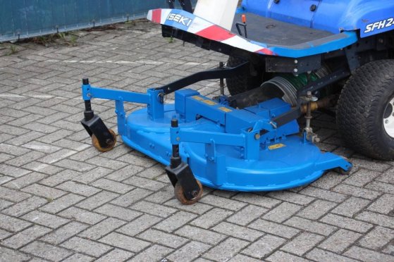 Ride-on mower Iseki SFH 240 High-discharge 4x4 Diesel 27hp 2015 Iseki SFH 240 Hooglosser 2015 2 image 9