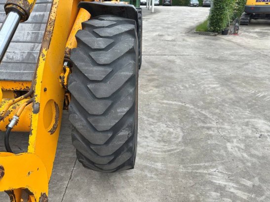 JCB 411 Diesel Wheel Loader 1996 411 1996 2 Wheel Loaders image 9