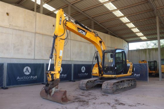 Crawler excavator JCB JS130LC Diesel 2013 JS130LC 2013 2 Crawler Excavators image 9
