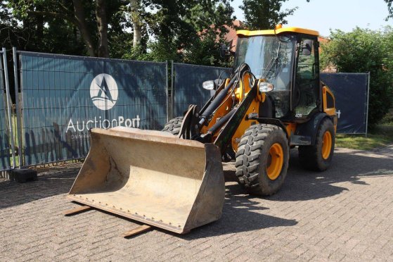 JCB 406 T4 Diesel Wheel Loader 36.5kW 2018 406 T4 2018 2 Wheel Loaders image 24