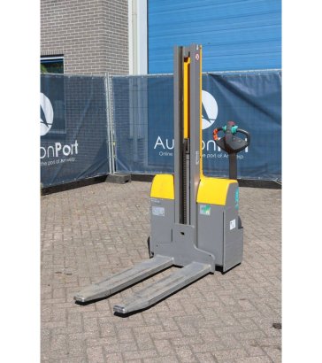 Stacker Jungheinrich EMC 110 Electric 1000kg 2018 EMC 110 2018 2 image 9