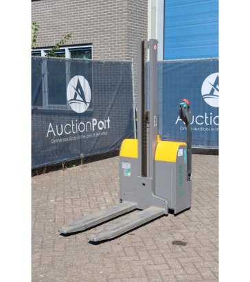 Stacker Jungheinrich EMC 110 Electric 1000kg 2020 EMC 110 2020 2 image 9