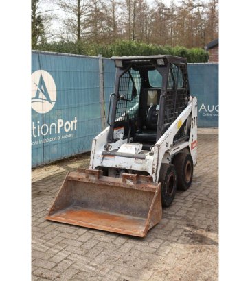 Skid steer loader Bobcat S70 Diesel 2014 S70 2014 2 Wheel Loaders image 9
