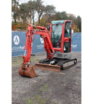Crawler excavator Yanmar Vi020-4 Diesel 2013 Vi020-4 2013 2 Crawler Excavators image 9