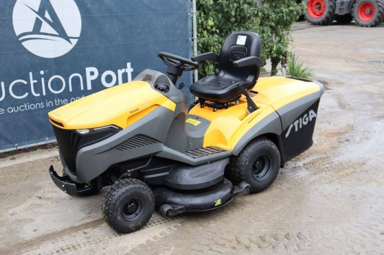 Stiga TNSE 122 Hydro Petrol Ride-on Mower 13.4kW 2021 Stiga TNSE 122 Hydro 2021 2 image 9