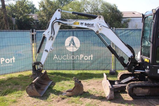 Crawler excavator Bobcat E32 Diesel 24kW 2016 E32 2016 2 Crawler Excavators image 9
