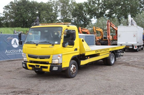 Tow truck Mitsubish 7C18 Diesel 175hp 2024 with loading platform 7C18 2020 2 image 24